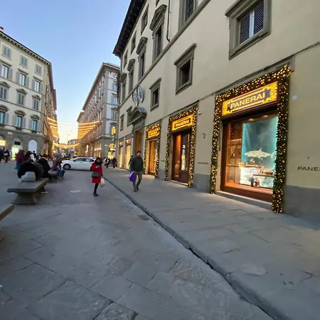 Un Bacio A Apartament